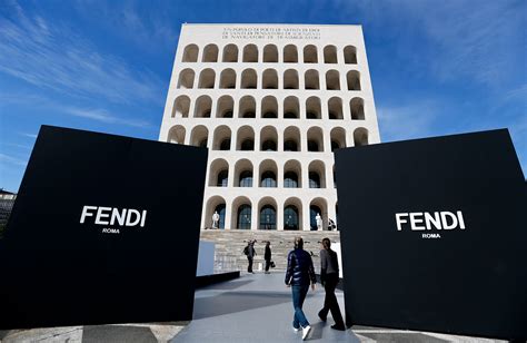 fendi srl roma quadrato della concordia|Fendi, prêt.